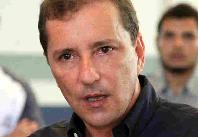 Prefeito discute crise com assessores e advogados e cita apoio da CGM nas investigações