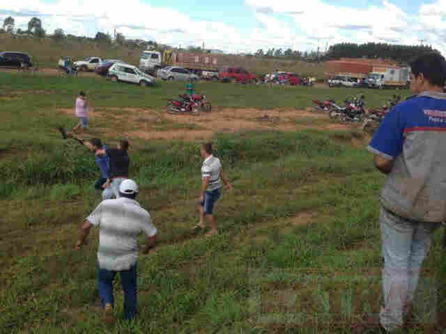 Repórter e cinegrafista da Rede Amazônica são agredidos e PM dispara tiros de borracha contra manifestantes
