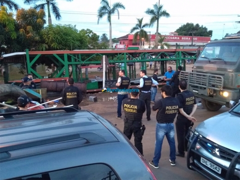 Fotos e vídeo: Operação do Exército, PF e PRF retira manifestantes na BR-364