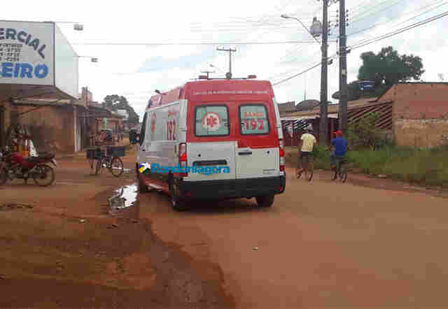 Homem é esfaqueado por desconhecido na Zona Leste da capital