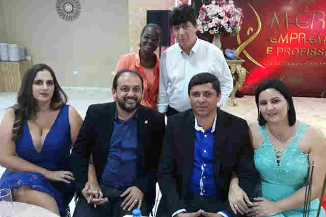 Laerte Gomes vence troféu Mérito Empresarial e Profissional na 15ª edição do evento