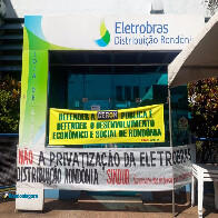 Servidores da Eletrobras paralisam atividades por 72 horas em protesto contra a privatização