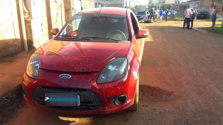 Mulher fica gravemente ferida após ser perseguida por motorista de Ford Ka
