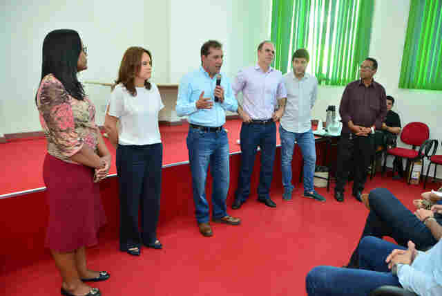 Pacto pela saúde é oficializado por vereadores, servidores e prefeito de Porto Velho