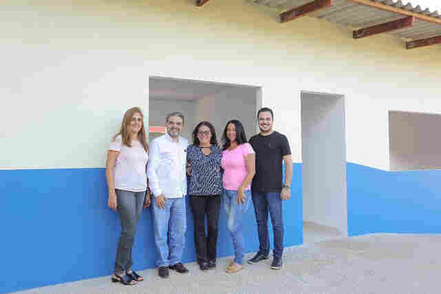 Deputado Aélcio da TV visita obras provenientes de Emendas nas escolas da zona sul.