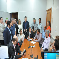 Empresas firmam acordo na Justiça para regularizar transporte escolar rural