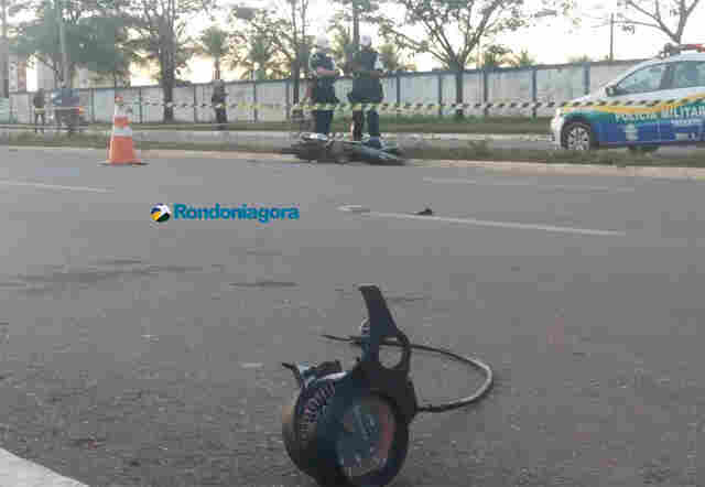 Jovem morre após colidir moto em poste na Capital