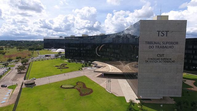 Recursos do processo de isonomia da educação do ex-território de Rondônia são creditados no TST