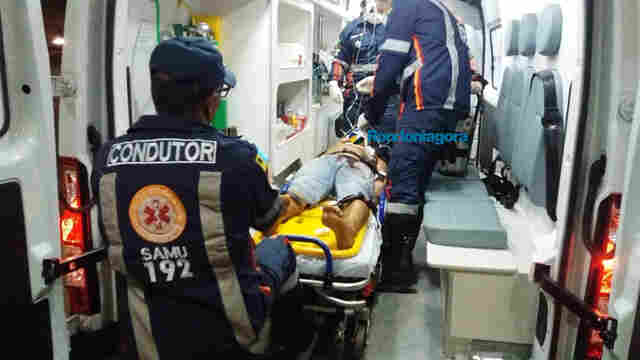 Homem briga com a esposa e acaba sendo esfaqueado cinco vezes pelo cunhado durante bebedeira