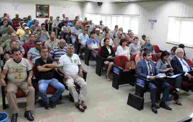 Desembargador do TRT pede vista em recurso do Sindsef sobre Plano Collor dos servidores do MS