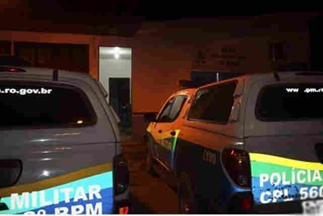 Jovem vai separar briga e acaba sendo esfaqueado