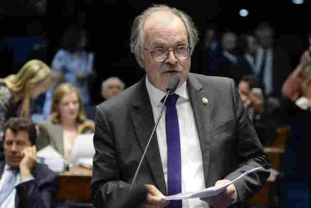 Parecer da LDO veta renúncia fiscal, reduz custeio e congela salários