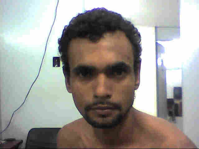 Homem é preso após tentar matar idoso a facadas durante briga em bar da Capital