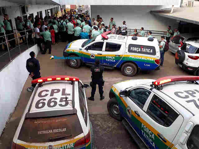 Após tensão entre motoristas de ônibus e taxistas, Câmara adia votação