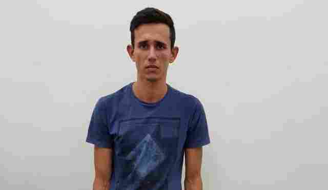 Polícia tenta prender homem que matou adolescente a facadas na frente da filha