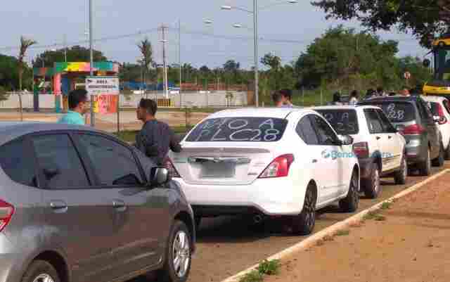 Semtran alerta que veículos ligados a Uber estão operando de forma clandestina em Porto Velho