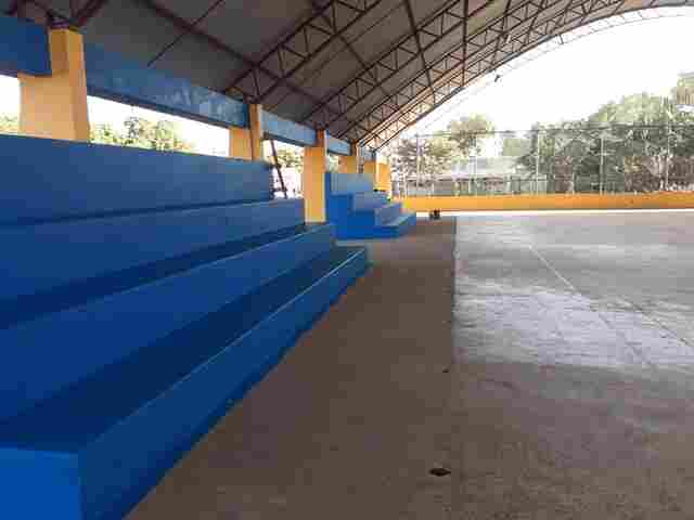 Campo e quadra de esportes do distrito de São Carlos são recuperados pela Prefeitura