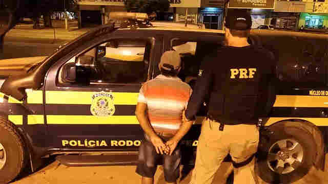 Aposentado de 70 anos é preso com CNH falsa