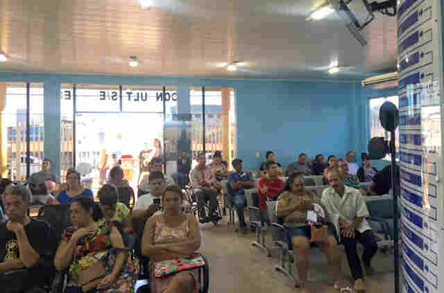 Cerca de 60% das pessoas que marcam exames e consultas no CEM não comparecem