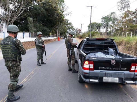 Operação do Exército nas fronteiras apreende cerca de 700 Kg de drogas e prende 41 pessoas