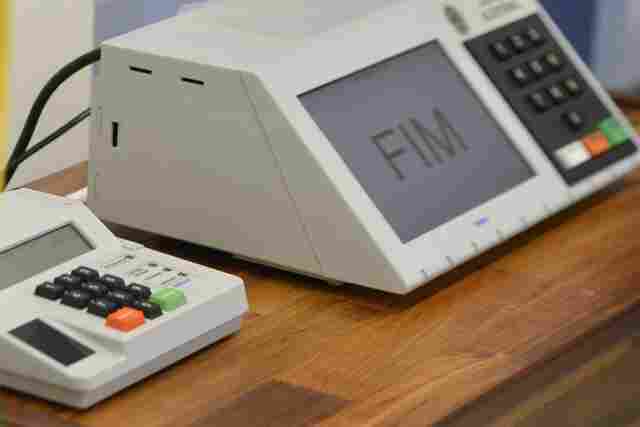 Número eleitores cadastrados no exterior vem crescendo desde 1989 e ultrapassa 500 mil