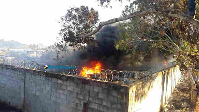 Incêndio destruiu mais de 110 veículos no Detran; órgão vai começar identificação de proprietários