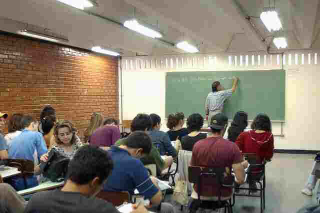 Apenas 5% dos jovens de 15 anos pretendem ser professores