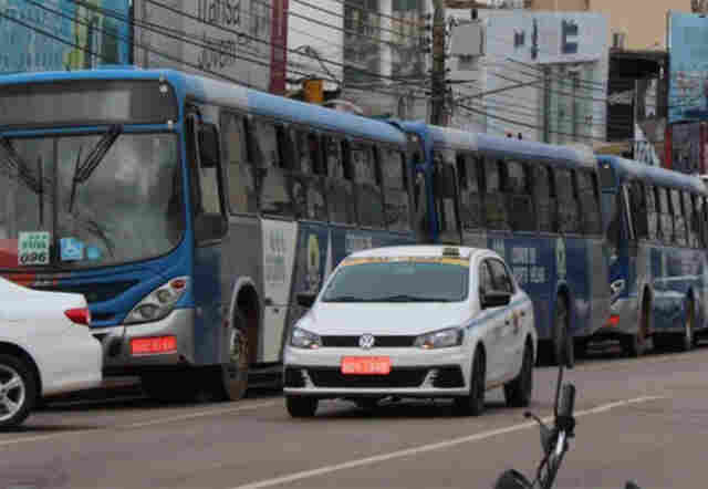 Justiça intervém em possível paralisação do transporte coletivo neste sábado