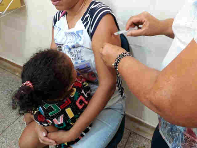 Adultos podem voltar a se vacinar contra o sarampo a partir de segunda-feira