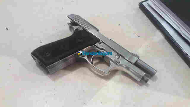 Dupla é presa com pistola após intensa perseguição e troca de tiros com a PM