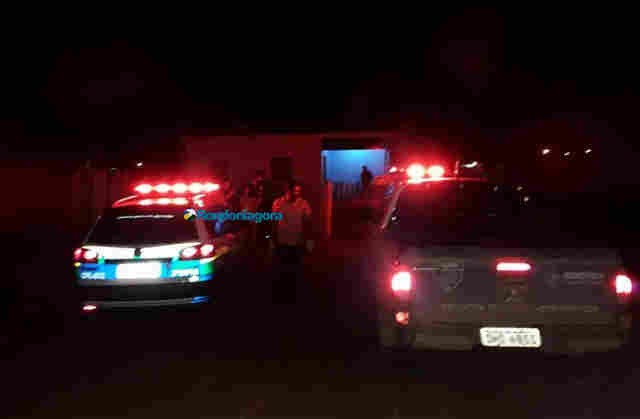 Homem é executado na frente da esposa e do filho durante suposto assalto, em Rondônia