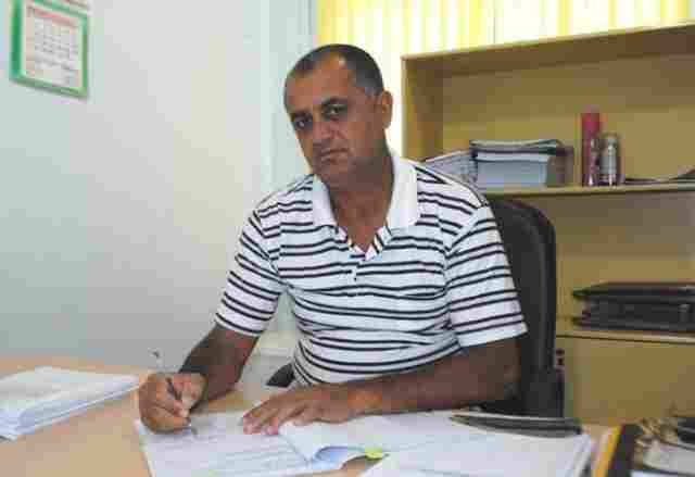 Justiça condena vereador por nomear o irmão