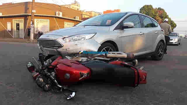 Militares do Exército ficam feridos em acidente de trânsito