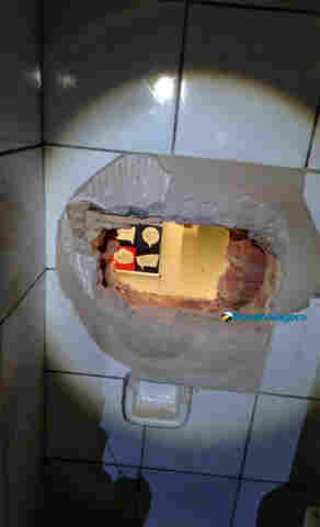 Trio arromba parede de banco para roubar cofre, mas é preso na Capital