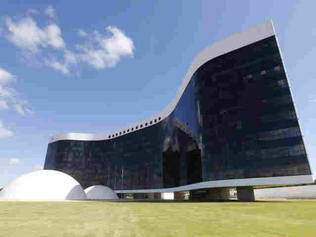 TSE publica registros e prazo para impugnar candidaturas é aberto