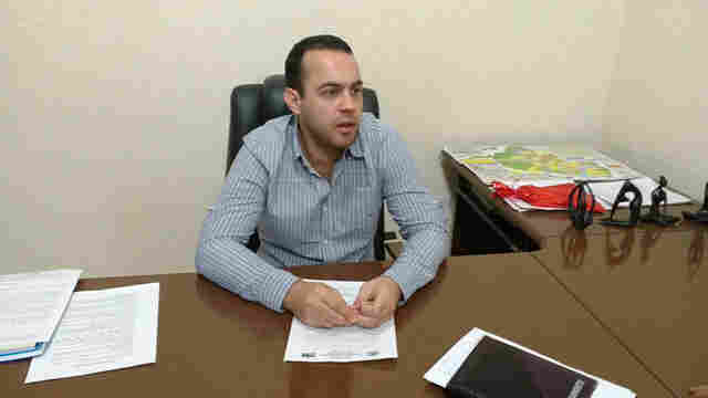 Márcio Oliveira intermedeia parceria para melhorar manutenção das escolas municipais