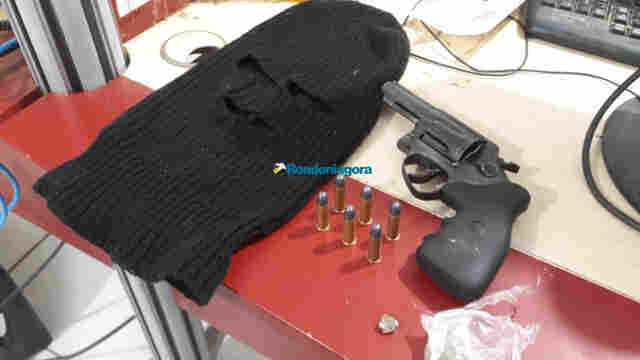Polícia prende ladrões de celular armados após roubo em condomínio popular de Porto Velho