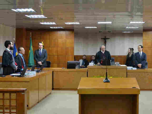 TRE de Rondônia deve liberar veículos plotados em estacionamentos públicos