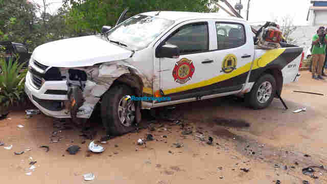 Colisão entre caminhonete da Brigada Municipal e carro de passeio deixa três feridos