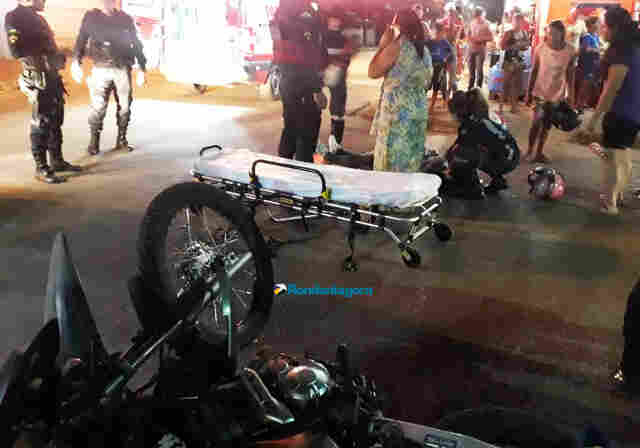 Mãe e filho ficam gravemente feridos em acidente entre caminhonete e moto em Porto Velho