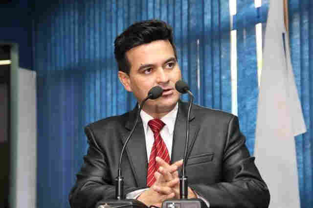 Edivaldo Gomes lança campanha e foca em propostas sociais