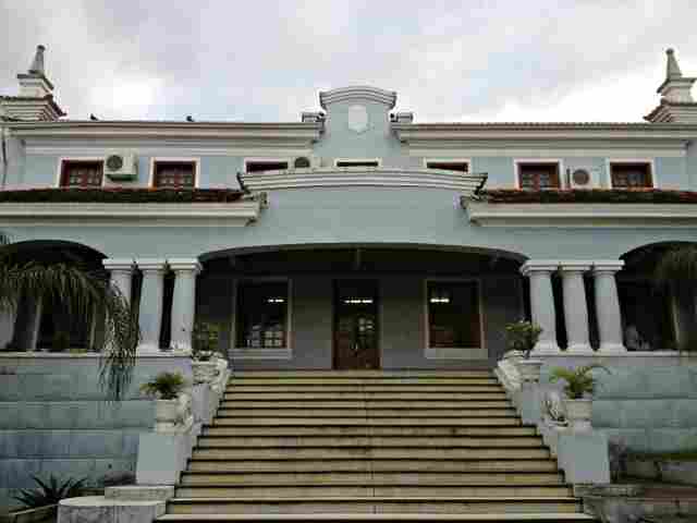 Unir divulga edital para contratação de  professores substitutos