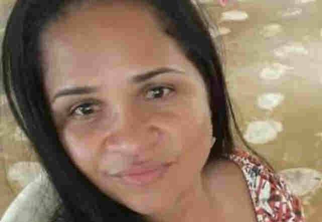 Familiares identificam mulher encontrada morta em balneário