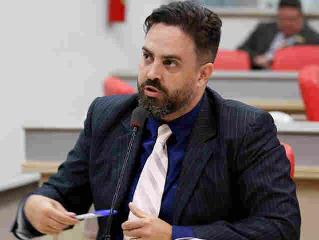 Leo Moraes diz que nada tem a ver com propaganda apreendida e repudia ato