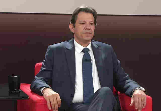 Lula pede ao STF que prorrogue prazo para o PT substituir candidatura