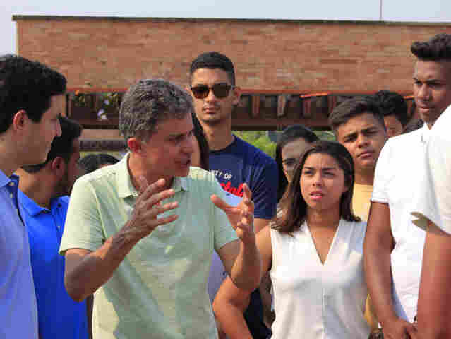 Expedito anuncia programa de convivência digital que levará conexão de internet para espaços públicos