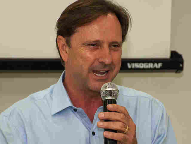 Acir anuncia que vai recorrer ao TSE para manter candidatura