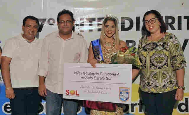 Representante de Jaci-Paraná vence concurso de Musa do Interdistrital
