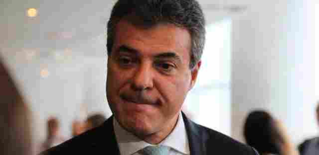 Ex-governador do Paraná é preso em operação do MP