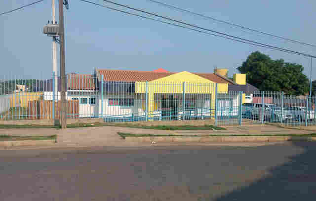 Após seis anos de espera, creche no Areia Branca inicia atividades